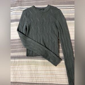 Forever 21 Women's Gray/Green Cable Knit Sweater. Small.